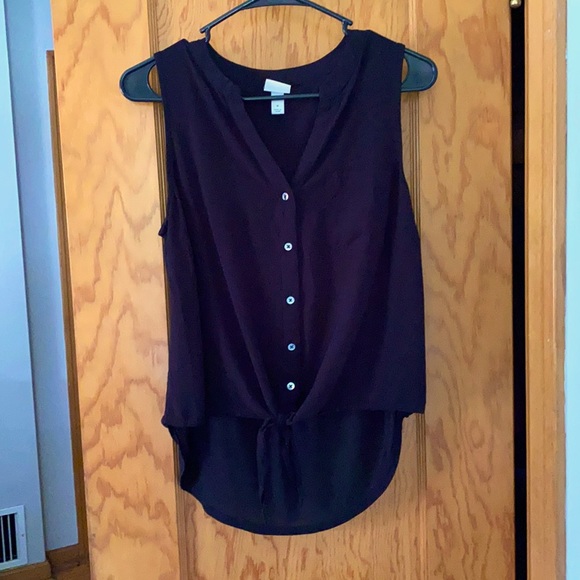 Button Up Tie Front Tank Top - Picture 1 of 2